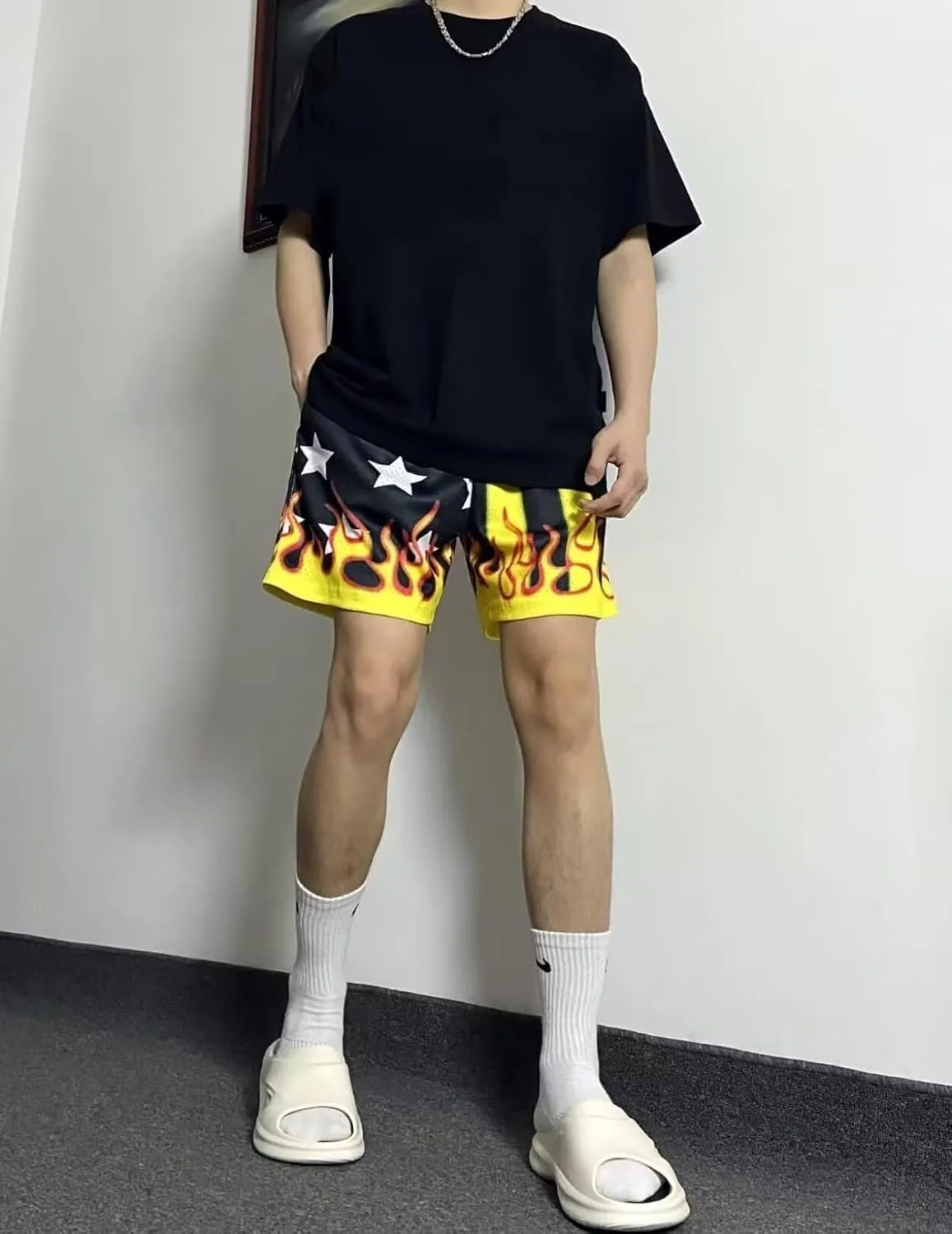 Men's Flame Star Basketball Shorts Breathable Mesh Retro Streetwear Gym Shorts